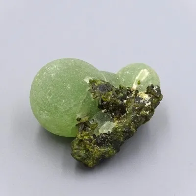Prehnite natural mineral 78g, Mali