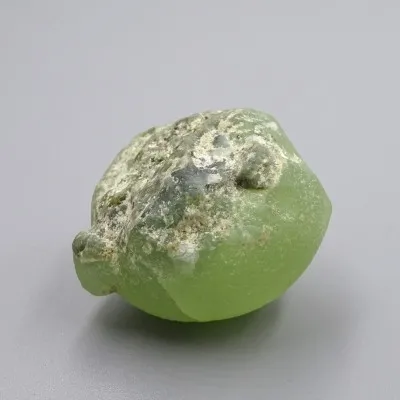 Prehnite natural mineral 53.7g, Mali