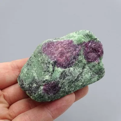Ruby in zoisite natural mineral 136g, Tanzania