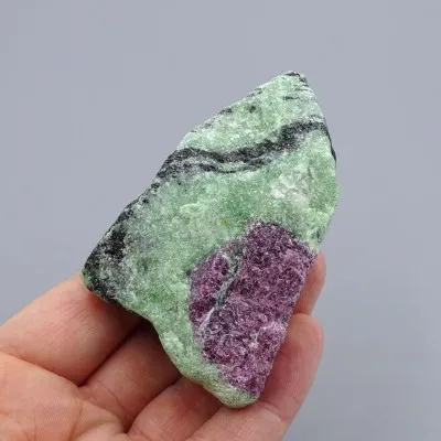 Ruby in zoisite natural mineral 151g, Tanzania