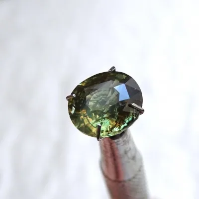 Alexandrit natürlich - 4,57 ct, Sri Lanka GIA-Zertifikat Top-Qualität