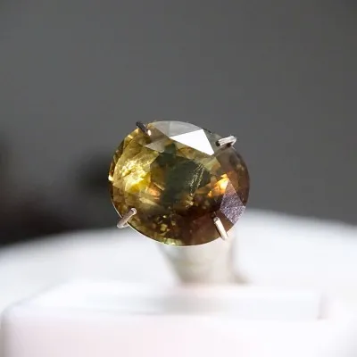 Alexandrit natürlich - 4,57 ct, Sri Lanka GIA-Zertifikat Top-Qualität