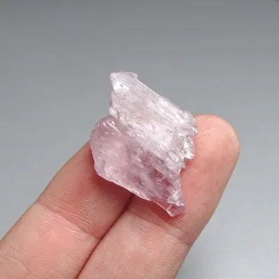 Kunzite natural crystal 6.2g, Afghanistan