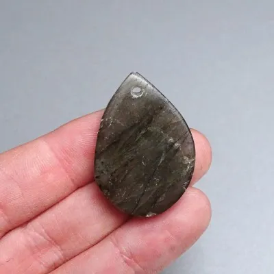 Labradorite cabochon 10.3g, Madagascar