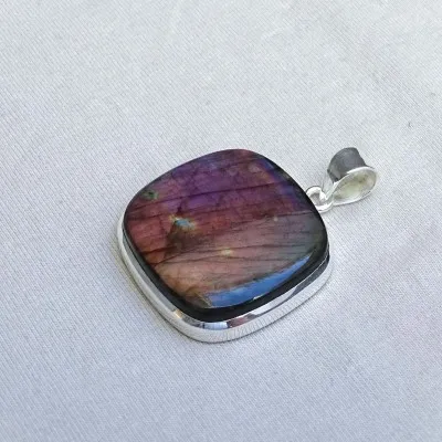 Labradorit-Anhänger in Silber 15,6g, Madagaskar