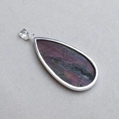 Labradorite pendant in silver 23g, Madagascar