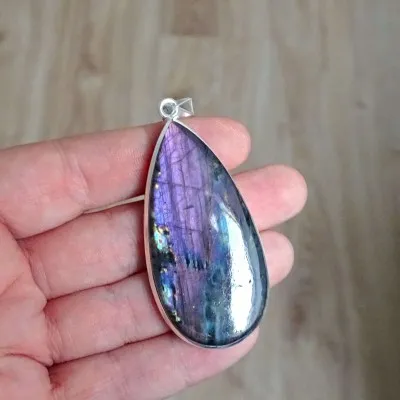 Labradorite pendant in silver 23g, Madagascar