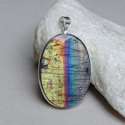 Labradorit-Anhänger in Silber 31,6g, Madagaskar