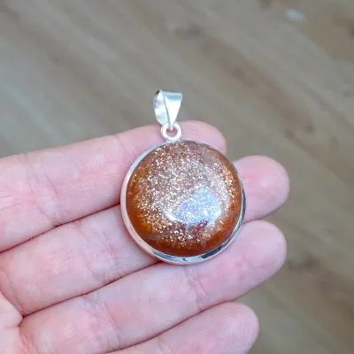 Sonnenstein-Anhänger aus Silber 13,1g, Top-Qualität, Indien