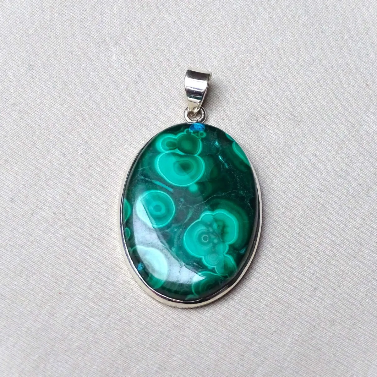 Malachite pendant in silver 18,9g, Congo
