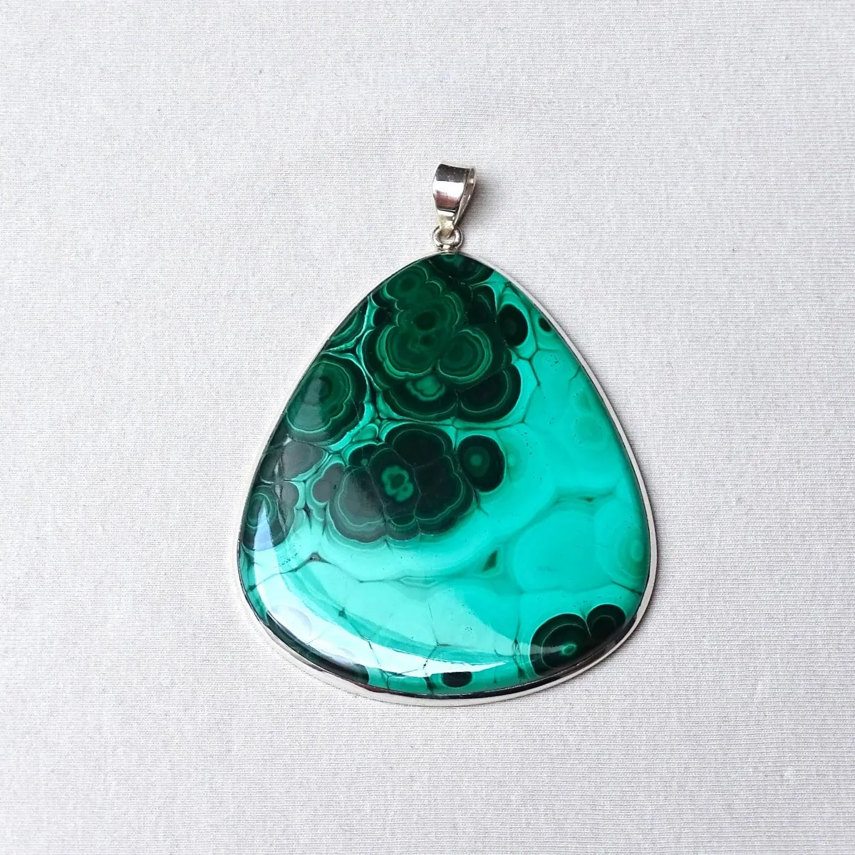 Malachite pendant in silver 53.9g, Congo