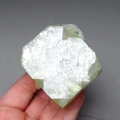 Apophyllitgrüner Kristall, Stilbit 207g, Indien
