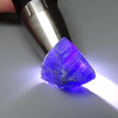 Tanzanit surový minerál 18,1g, Tanzánie