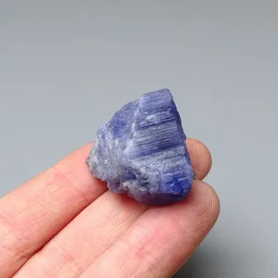 Tanzanit surový minerál 18,1g, Tanzánie