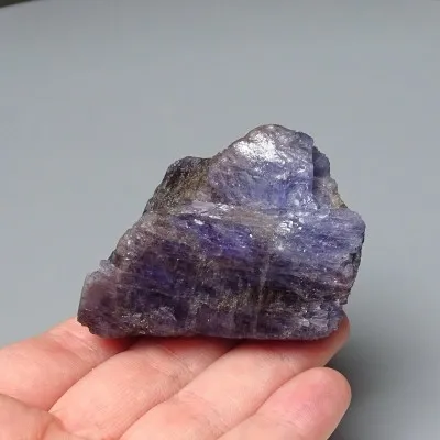 Tanzanite raw mineral 118.8g, Tanzania