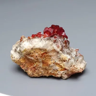 Vanadinit minerál krystaly 169,4g, Maroko
