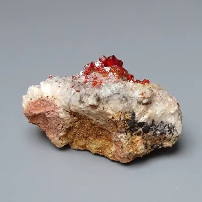 Vanadinit minerál krystaly 169,4g, Maroko