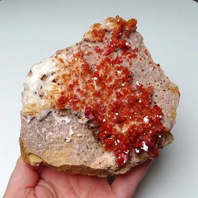 Vanadinit minerál krystaly 1059g, Maroko