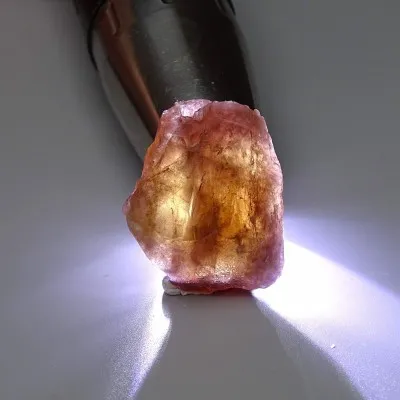 Axinit Naturkristall 13,8g, Pakistan
