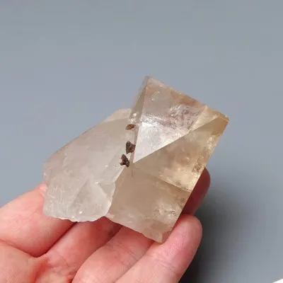 Topaz přírodní krystal 138g, Pakistán