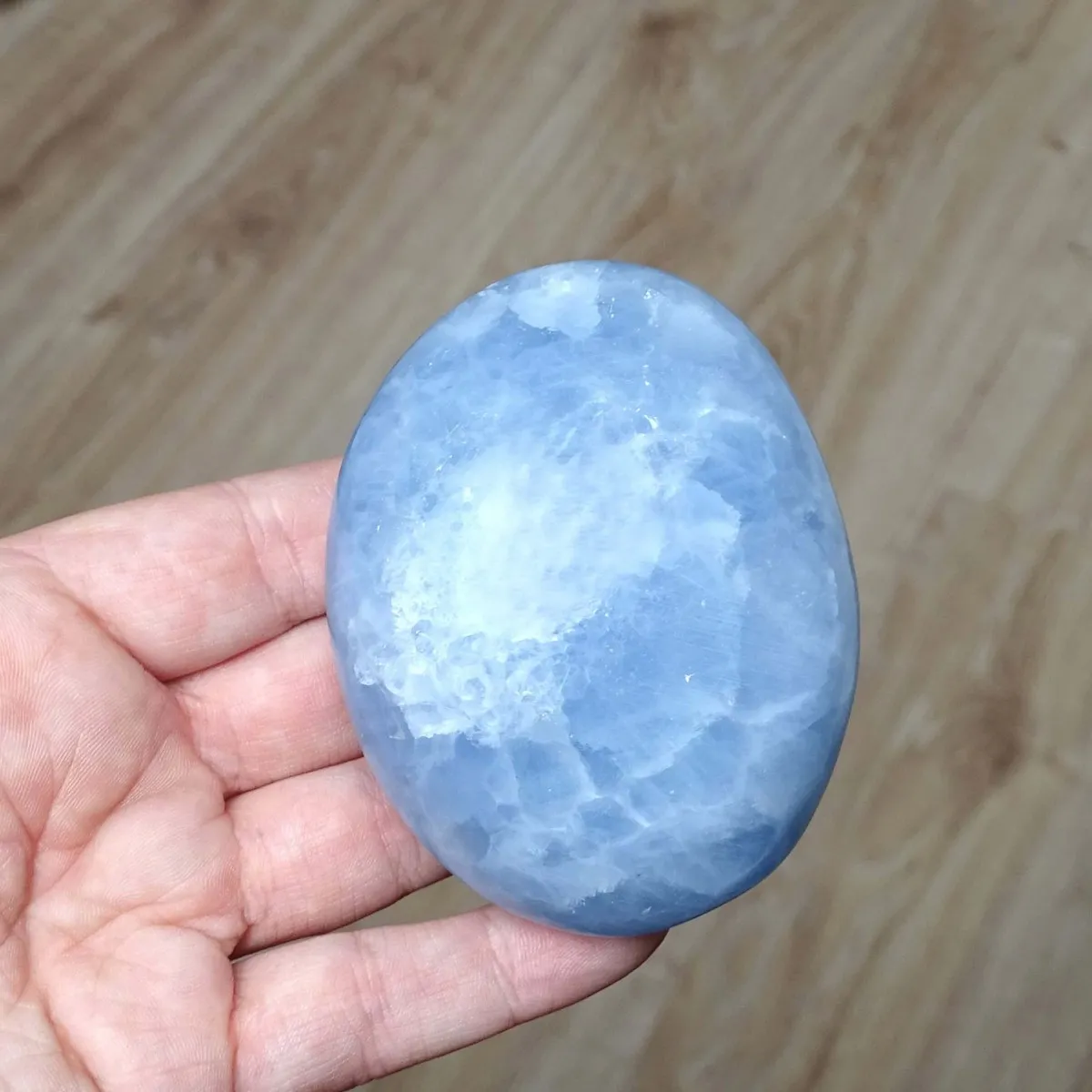 Calcite blue tactile 247g, Madagascar