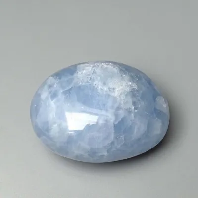 Calcite blue tactile 247g, Madagascar
