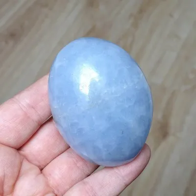 Calcit blau taktil 139g, Madagaskar