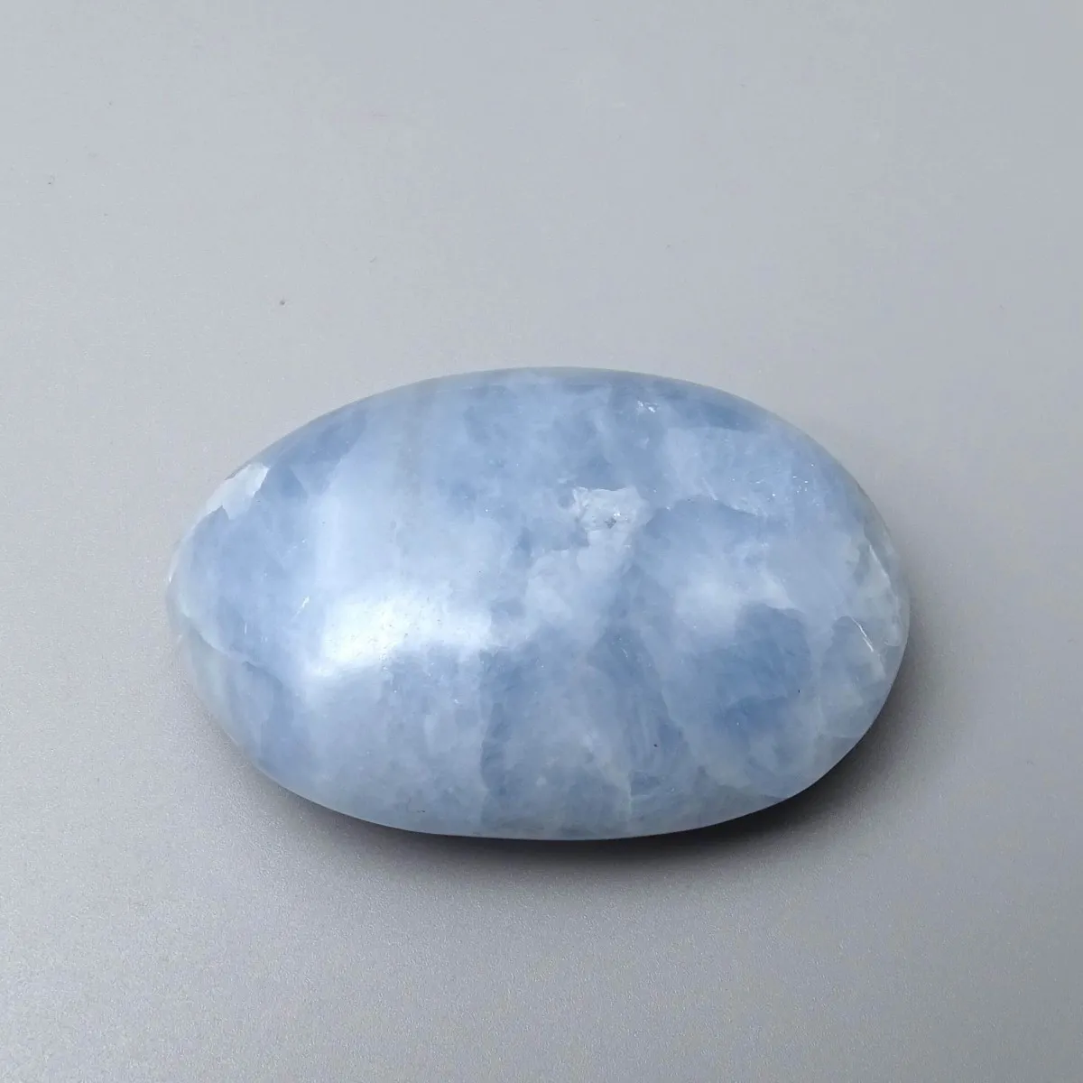 Calcite blue tactile 182g, Madagascar