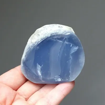 Chalcedon modrý přírodní leštěný 194g, Turecko