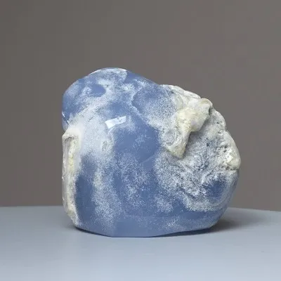 Chalcedonblau natur poliert 295g, Türkei