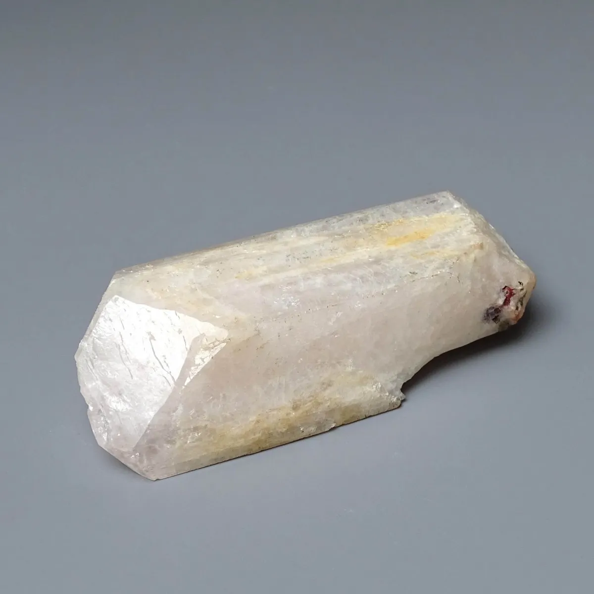 Danburite natural crystal 132g, Mexico