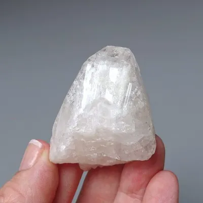 Danburit Naturkristall 61g, Mexiko