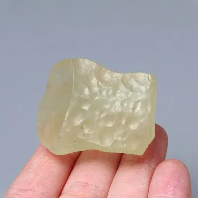 Libyan glass natural tektite 40.1g, Libya
