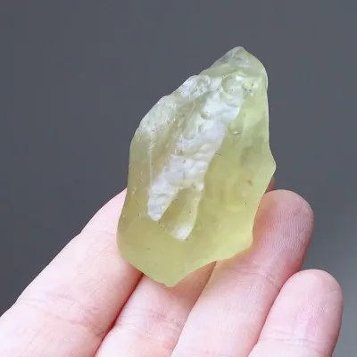 Libysches Glas Naturtektit 31,5g, Libyen