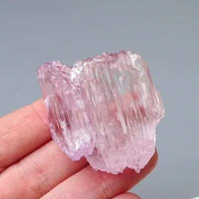 Kunzite natural crystal 48.2g, Afghanistan