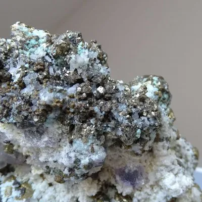 Fluorite combination with pyrite 834g, Peru