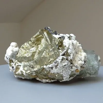 Fluorite combination with pyrite 559g, Peru