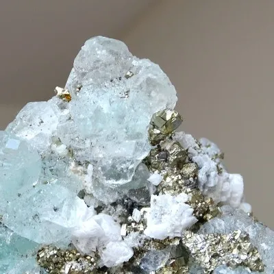 Fluorit-Kombination mit Pyrit 303g, Peru