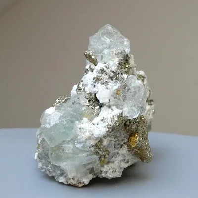 Fluorit kombinace s pyritem 303g, Peru