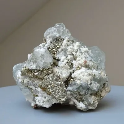 Fluorite combination with pyrite 303g, Peru