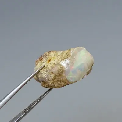 Ethiopian opal natural 6.3g, Ethiopia