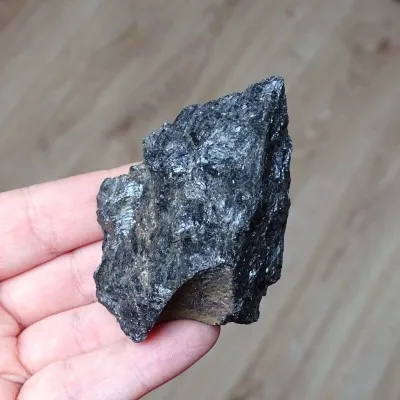 Nuummit natürliches Mineral 106g, Grönland