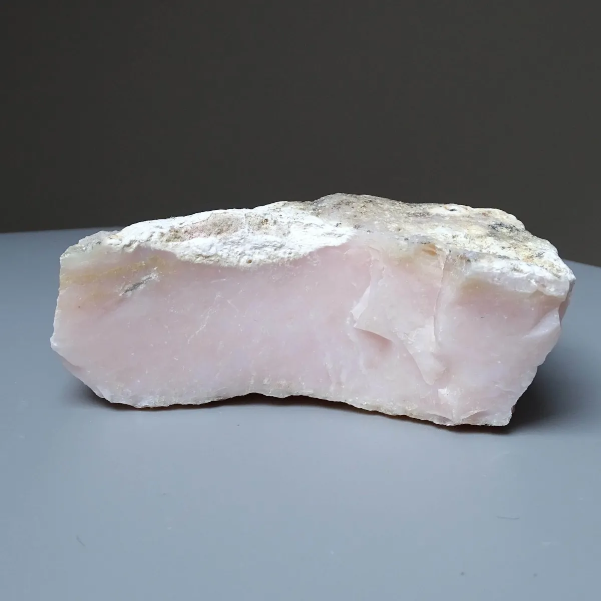 Andean pink natural opal 187g, Peru