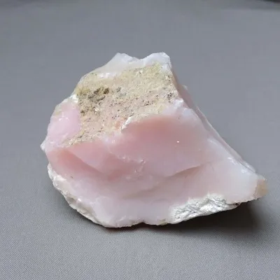 Andský růžový přírodní opál 350g, Peru