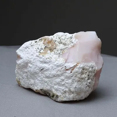 Andský růžový přírodní opál 350g, Peru