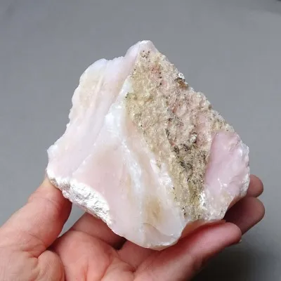 Andský růžový přírodní opál 350g, Peru