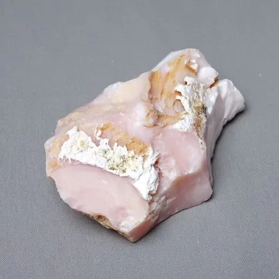 Andean pink natural opal 233g, Peru