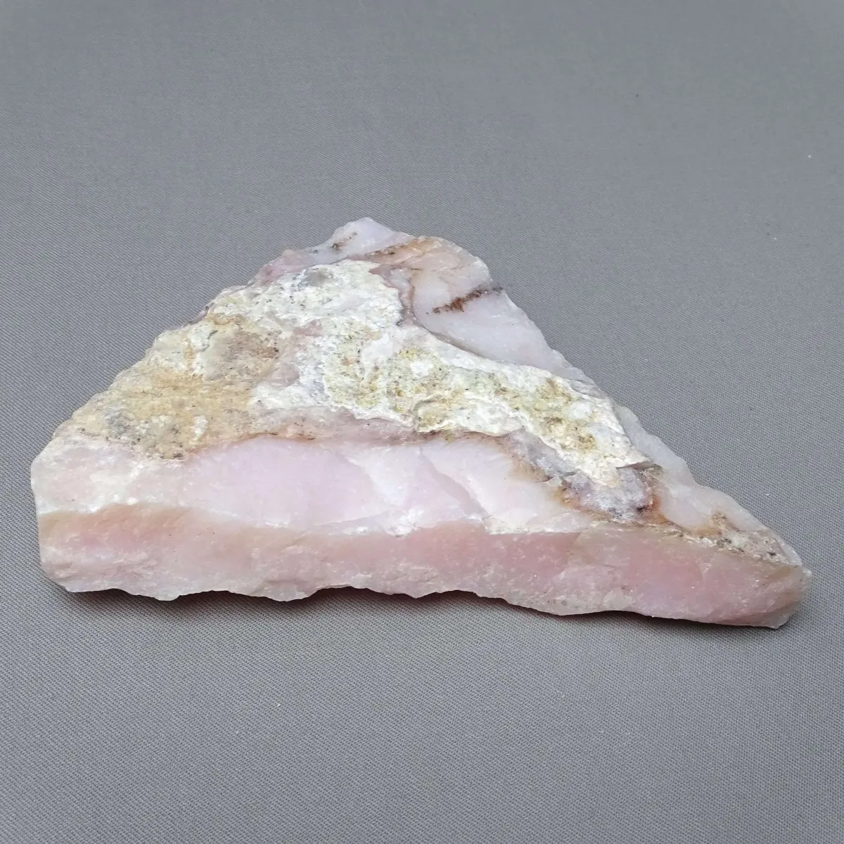 Andský růžový přírodní opál 253g, Peru
