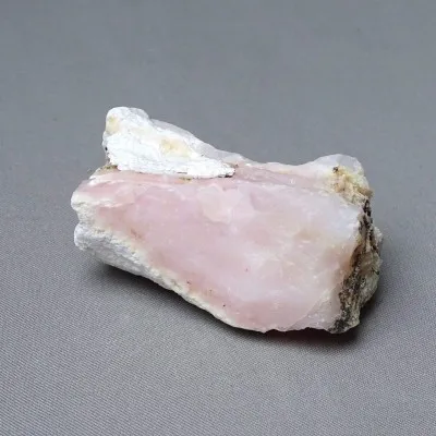Andean pink natural opal 92g, Peru