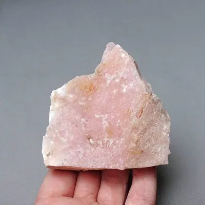 Andean pink natural opal 116g, Peru